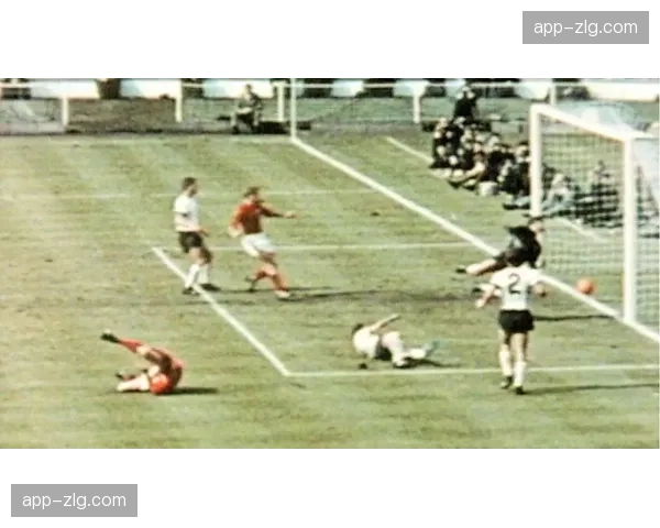 德国足球博物馆举办“2006年世界杯20周年”特展 德国足球博物馆举办“2006年世界杯20周年”特展